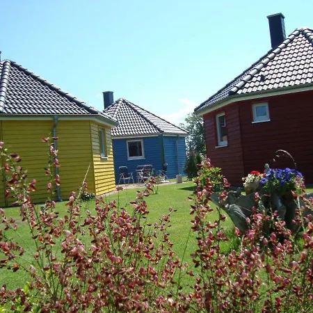 بيت للعطل Bungalow-gelb-peters
